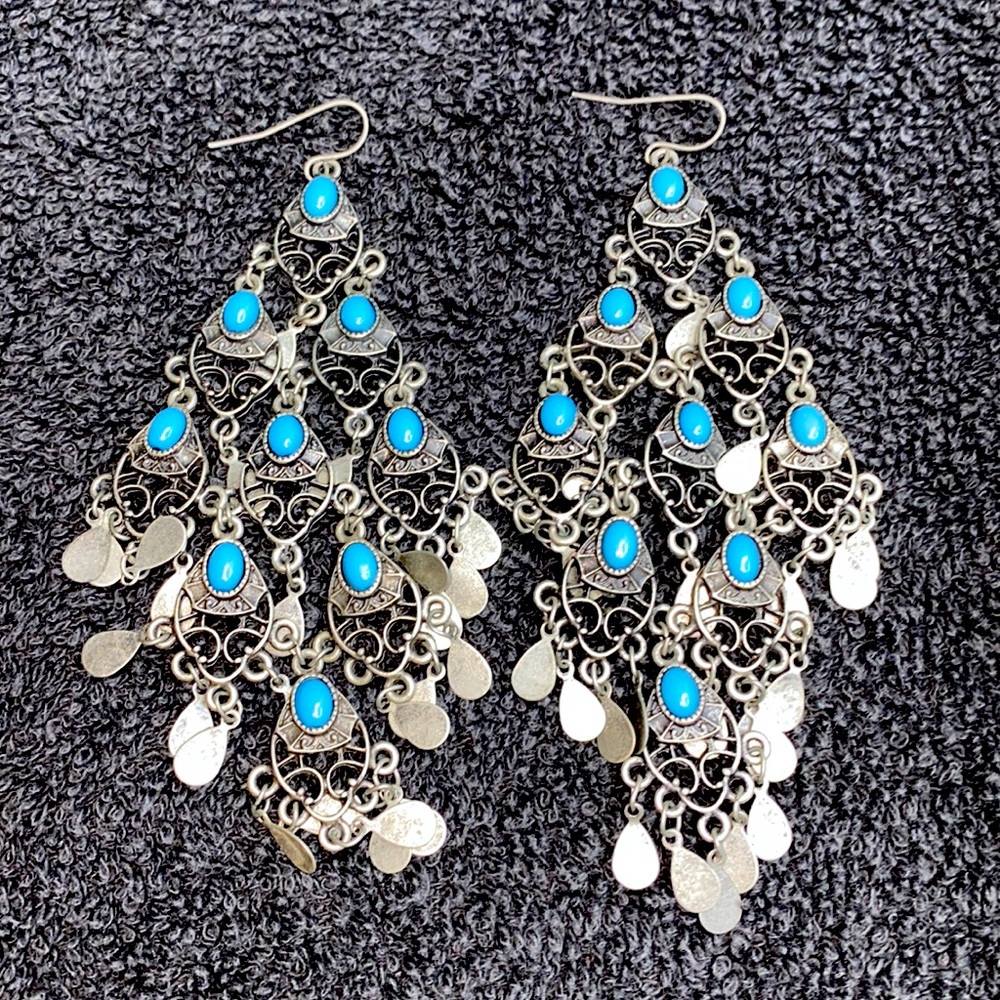 Costume chandelier light blue antique silver alloy metal hook pierced earrings.